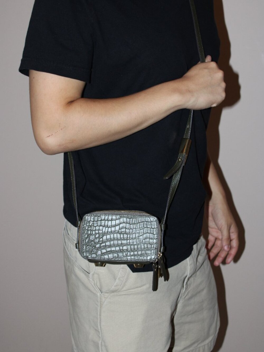 G.I.L.I. Green Croc Leather "Got It Love It" Mini Crossbody Purse Bag GILI